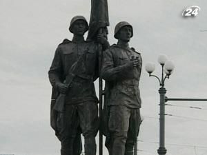 У Литві колишнім агентам КДБ заборонили займати керівні посади У Литві колишнім агентам КДБ заборонили займати керівні посади