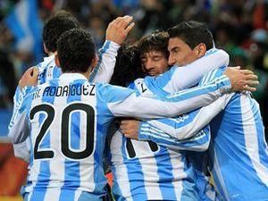 Пес-екстрасенс з Аргентини передбачив перемогу збірної країни на мундіалі Пес-екстрасенс з Аргентини передбачив перемогу збірної країни на мундіалі