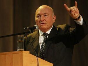 Лужков закликав росіян бойкотувати молдовські товари Лужков закликав росіян бойкотувати молдовські товари