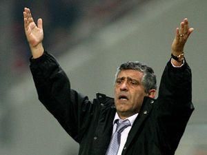 Фернанду Сантуш - новий головний тренер збірної Греції Фернанду Сантуш - новий головний тренер збірної Греції