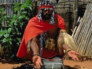 Чоловік відрубав голову племінниці, щоб продати її на "шаманському ринку" Чоловік відрубав голову племінниці, щоб продати її на "шаманському ринку"