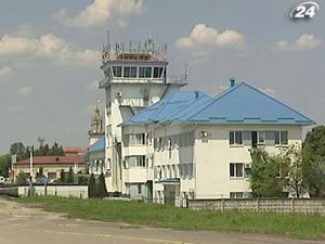 У Львові остерігаються закриття аеропорту У Львові остерігаються закриття аеропорту