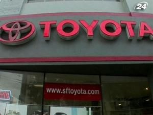 Toyota відкликає автомобілі Toyota відкликає автомобілі