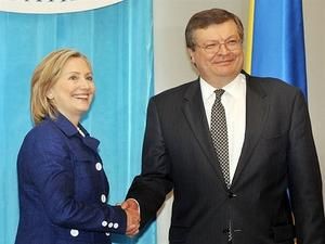 Грищенко: Україна не може претендувати на те, щоб бути першою серед інших Грищенко: Україна не може претендувати на те, щоб бути першою серед інших