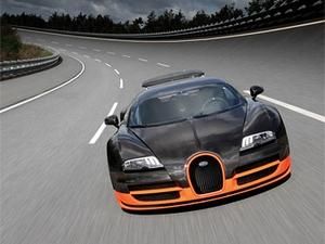 Bugatti представила свій новий гіперкар і встановила світовий рекорд (ФОТО) Bugatti представила свій новий гіперкар і встановила світовий рекорд (ФОТО)