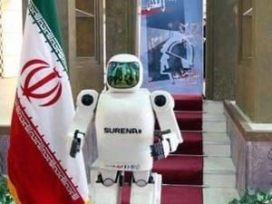 Президент Ірану представив людиноподібного робота