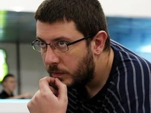 Артемій Лебедєв працюватиме з Донецьком у напрямку підготовки до Євро-2012 Артемій Лебедєв працюватиме з Донецьком у напрямку підготовки до Євро-2012