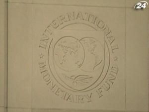 Тимошенко просить МВФ не давати кредит Україні Тимошенко просить МВФ не давати кредит Україні