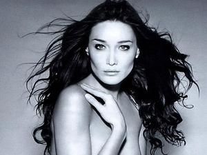 Дружина Президента Франції зіграє роль у фільмі про Париж Дружина Президента Франції зіграє роль у фільмі про Париж