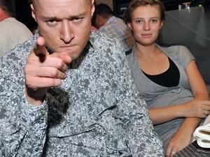 Лідер "Бумбоксу" скоро няньчитиме сина (ФОТО) Лідер "Бумбоксу" скоро няньчитиме сина (ФОТО)