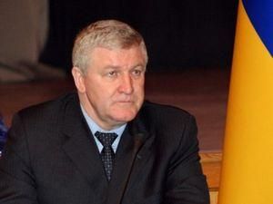 Янукович може звільнити міністра оборони Янукович може звільнити міністра оборони