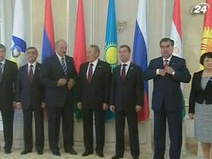 Росія, Білорусь та Казахстан уніфікували митне законодавство Росія, Білорусь та Казахстан уніфікували митне законодавство