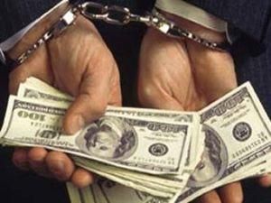 У США священик витратив вкрадений 1 млн. дол. на стриптиз У США священик витратив вкрадений 1 млн. дол. на стриптиз