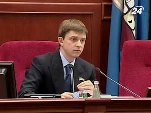 У кабінеті Довгого СБУ вилучає документи У кабінеті Довгого СБУ вилучає документи