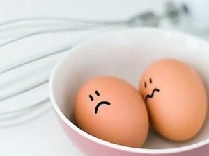 Шварцнеггер підписав закон про яйця від щасливих курей Шварцнеггер підписав закон про яйця від щасливих курей