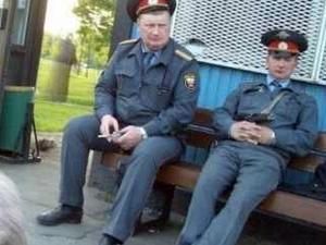 Відтепер російські міліціонери зобов’язані доносити на себе або колег Відтепер російські міліціонери зобов’язані доносити на себе або колег