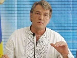 Ющенко: Не міняйте свободу на сало