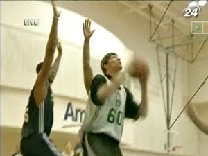 Кравцов відіграв 11 хвилин у матчі "Бостона" проти "Індіани" Кравцов відіграв 11 хвилин у матчі "Бостона" проти "Індіани"