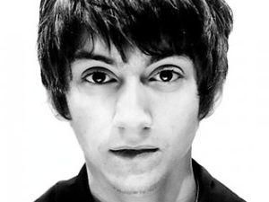 Алекс Тернер пише саундтрек для підводного човна Алекс Тернер пише саундтрек для підводного човна