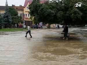 На Прикарпатті досі підтоплені 619 житлових будинків, більше 2 тисяч дворів