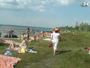 Туристи скаржаться на умови проживання біля Шацьких озер Туристи скаржаться на умови проживання біля Шацьких озер