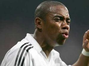 "Шахтар" відмовився від Робіньо через його зарплату "Шахтар" відмовився від Робіньо через його зарплату