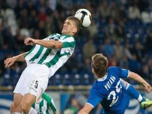 "Дніпро" мінімально обігрує "Карпати" (ВІДЕО) "Дніпро" мінімально обігрує "Карпати" (ВІДЕО)