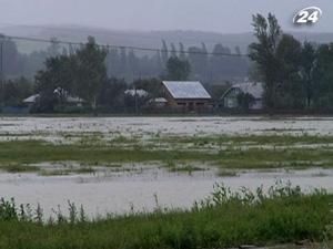 Висока вода вже звично застала країну зненацька