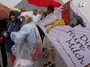 Європейські фермери протестують проти аграрної політики Брюсселя Європейські фермери протестують проти аграрної політики Брюсселя