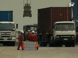 Китайське рейтингове агентство знизило рейтинги США Китайське рейтингове агентство знизило рейтинги США