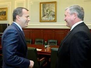 Київ і Мінськ підписали "транзитну" угоду Київ і Мінськ підписали "транзитну" угоду