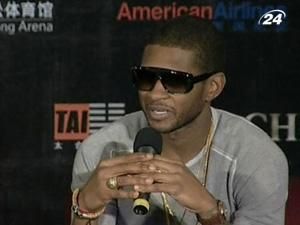 Ашер вперше прибув із гастрольним турне до Китаю Ашер вперше прибув із гастрольним турне до Китаю