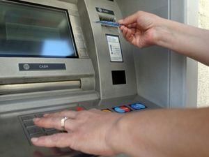 НБУ обмежить видачу валюти з банкоматів НБУ обмежить видачу валюти з банкоматів