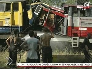 У Польщі зіткнулися два пасажирські потяги У Польщі зіткнулися два пасажирські потяги