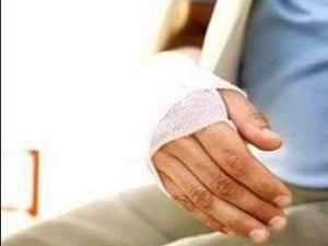 Двоє чоловіків із зламаними руками побились у московській лікарні Двоє чоловіків із зламаними руками побились у московській лікарні