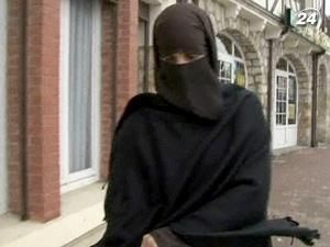 Депутати Національної асамблеї проголосували за заборону паранджі Депутати Національної асамблеї проголосували за заборону паранджі