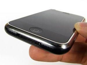 В Україні не можна використовувати іPhоne В Україні не можна використовувати іPhоne