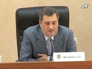 Губернатор готовий бити підлеглих за низькі зарплати в регіоні Губернатор готовий бити підлеглих за низькі зарплати в регіоні