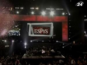 Зірки шоу-бізнесу вручили престижні спортивні нагороди Зірки шоу-бізнесу вручили престижні спортивні нагороди