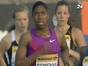 Кастер Семеня вийшла на старт вперше за 11 місяців Кастер Семеня вийшла на старт вперше за 11 місяців