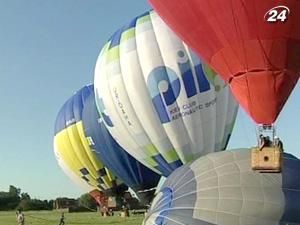 15 екіпажів беруть участь у змаганні пілотів аеростатів