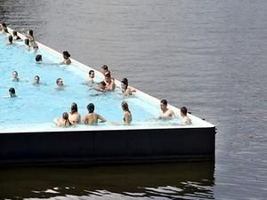 У Берліні чиновників відпускають з роботи через спеку У Берліні чиновників відпускають з роботи через спеку