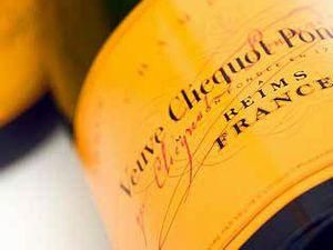 У Балтійському морі знайшли шампанське 230-річної витримки У Балтійському морі знайшли шампанське 230-річної витримки