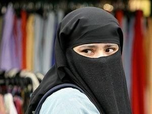 Британський міністр імміграції виключив введення заборони на паранджу Британський міністр імміграції виключив введення заборони на паранджу
