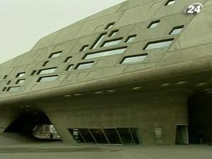 Хадід показала, як далеко можна зайти... Хадід показала, як далеко можна зайти...