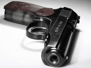 У Криму ісламісти здали п’ять пістолетів у міліцію У Криму ісламісти здали п’ять пістолетів у міліцію