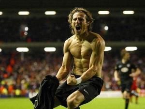 Форлан завершить кар’єру у збірній у 2014 році Форлан завершить кар’єру у збірній у 2014 році