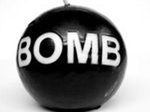 П'яний дідусь ледь не зірвав поєдинок "Металург" З - "Шахтар" П'яний дідусь ледь не зірвав поєдинок "Металург" З - "Шахтар"