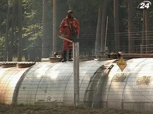 Із військової частини на Львівщині почали вивозити меланж Із військової частини на Львівщині почали вивозити меланж