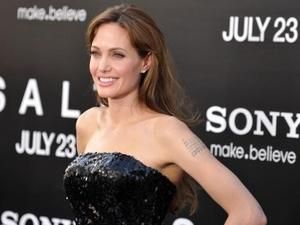 У Лос-Анджелесі відбулася закрита прем’єра трилера Salt (ВІДЕО) У Лос-Анджелесі відбулася закрита прем’єра трилера Salt (ВІДЕО)